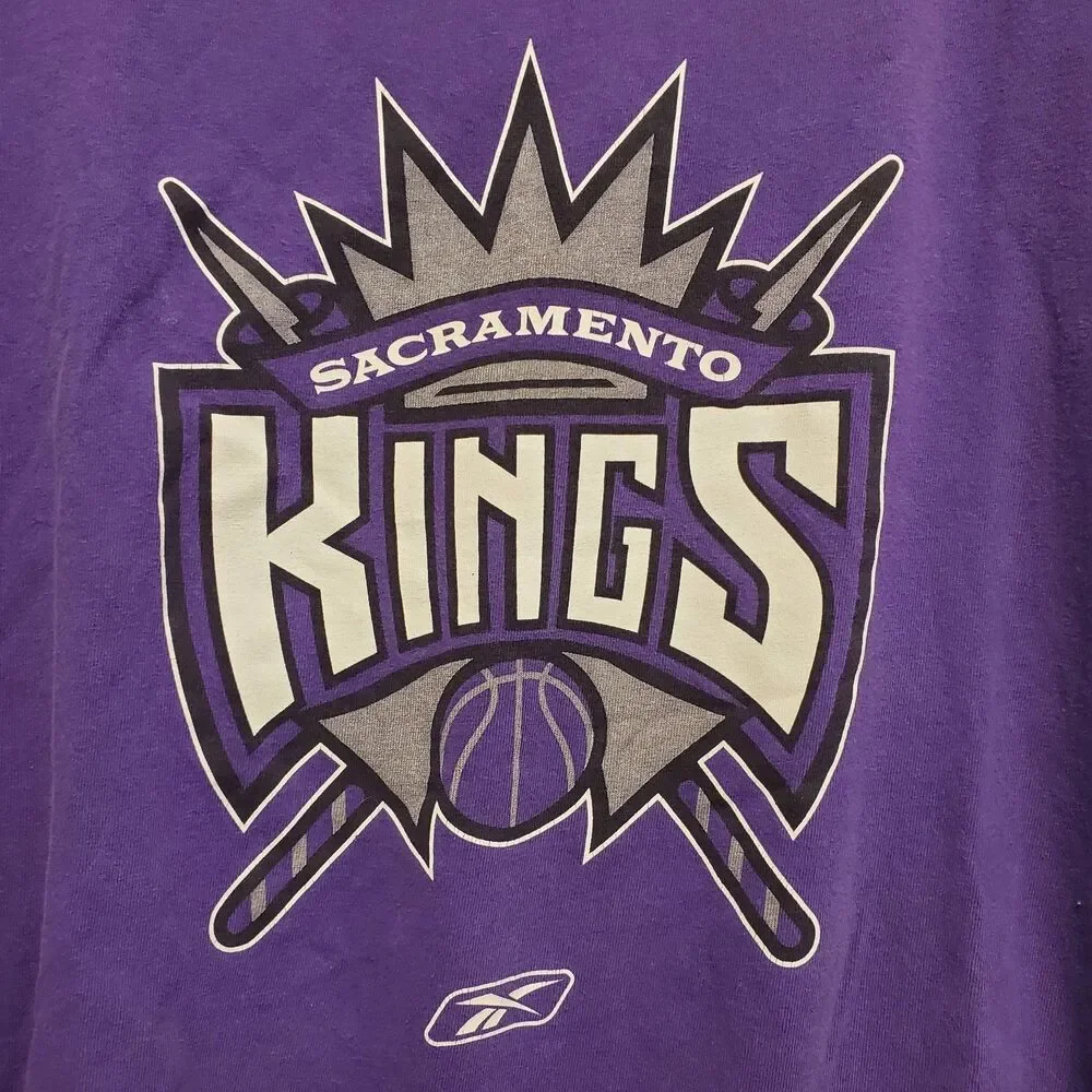 Vintage SACRAMENTO KINGS Shirt Adult 2XL Purple BIG LOGO REEBOK NBA Basketball